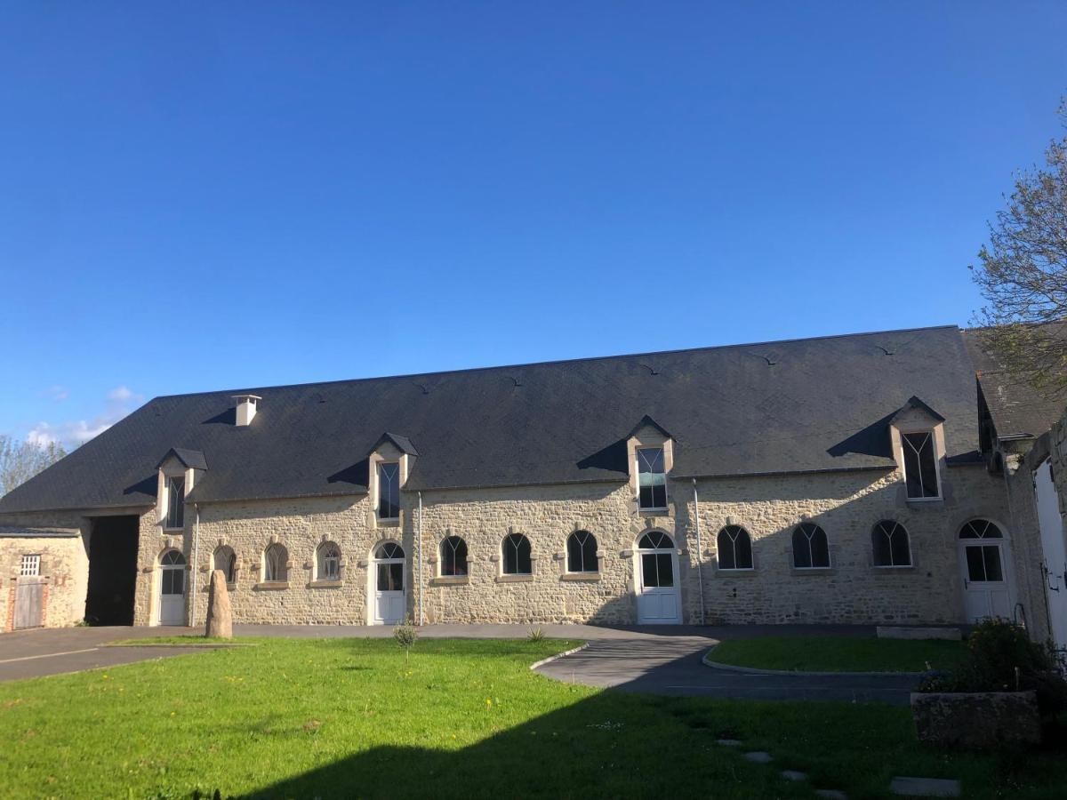 Chambre D'Hotes Le Domaine De La Vallee Saint-Martin-de-Varreville Εξωτερικό φωτογραφία